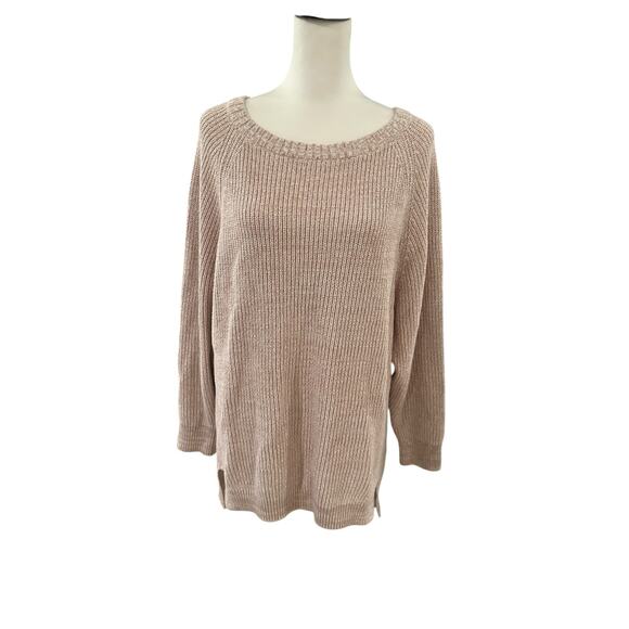 Express Outlet Pink and White Oversized Sweater Medium - Picture 1 of 3